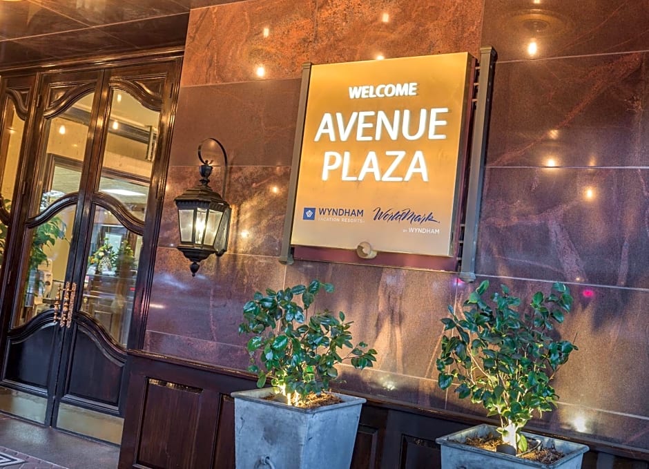 Avenue Plaza Resort