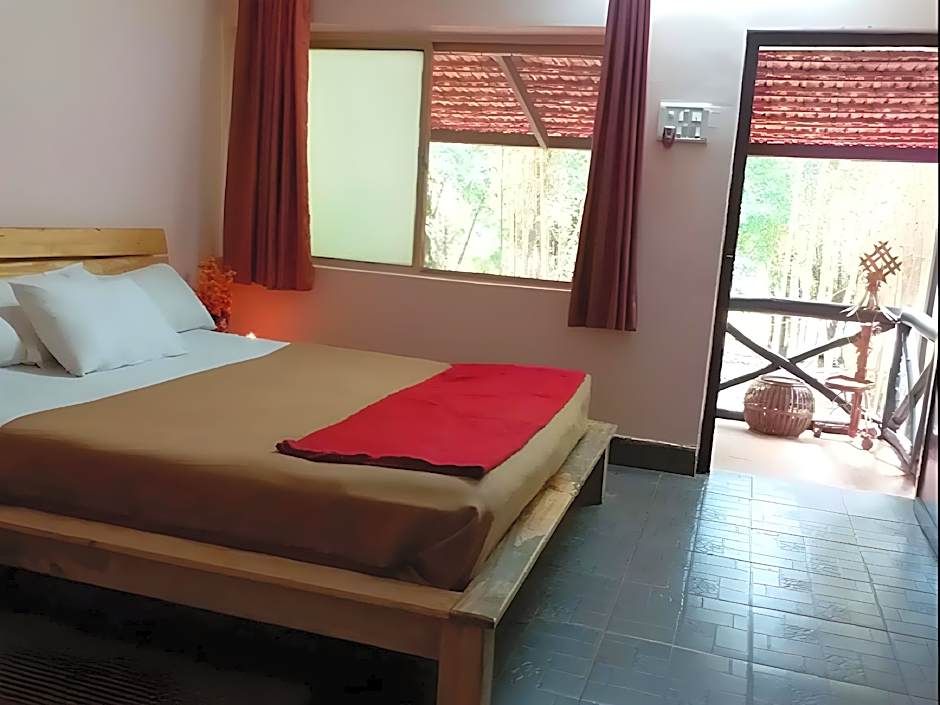 Hotel Kanha (Treasure In Forest)
