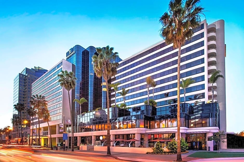 Renaissance by Marriott Long Beach Hotel