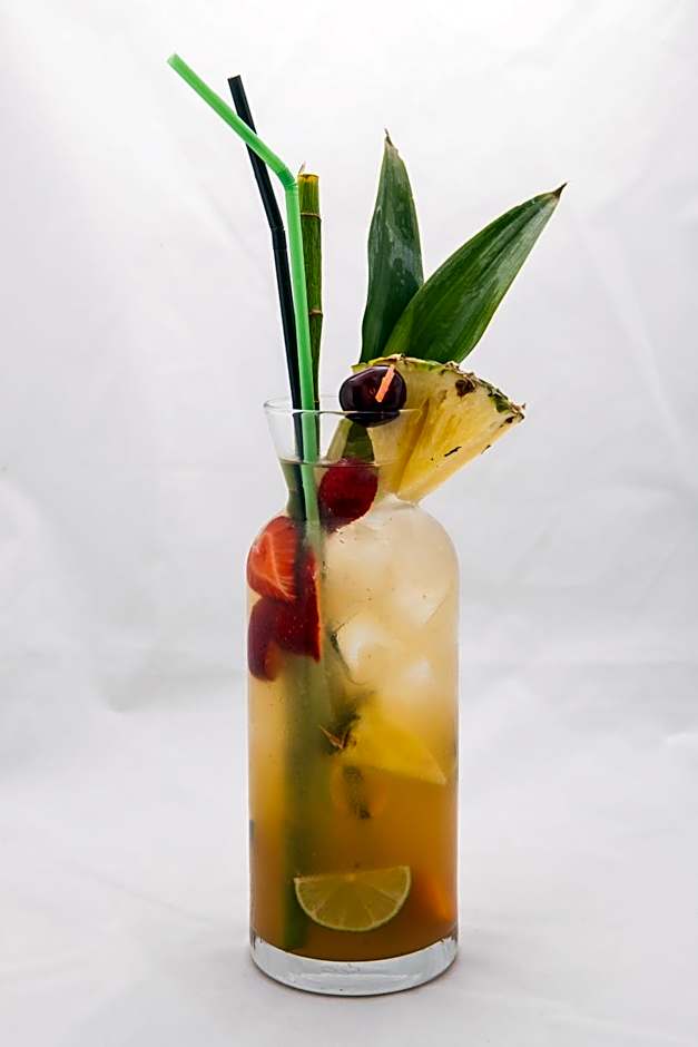 Lotus Family Hotel - Free Parking