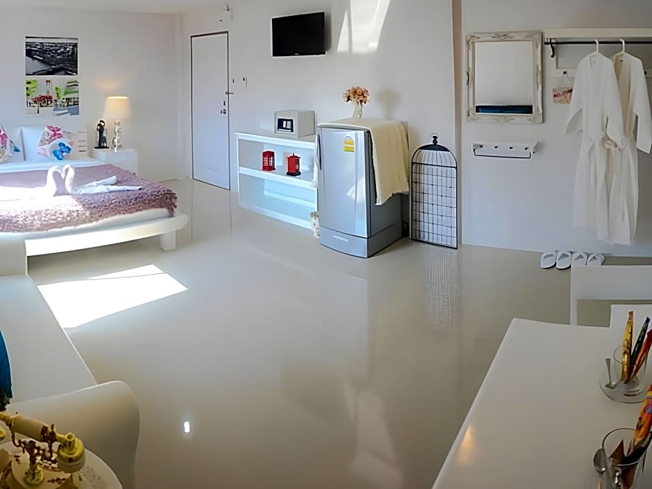 Chic Hotel Suratthani