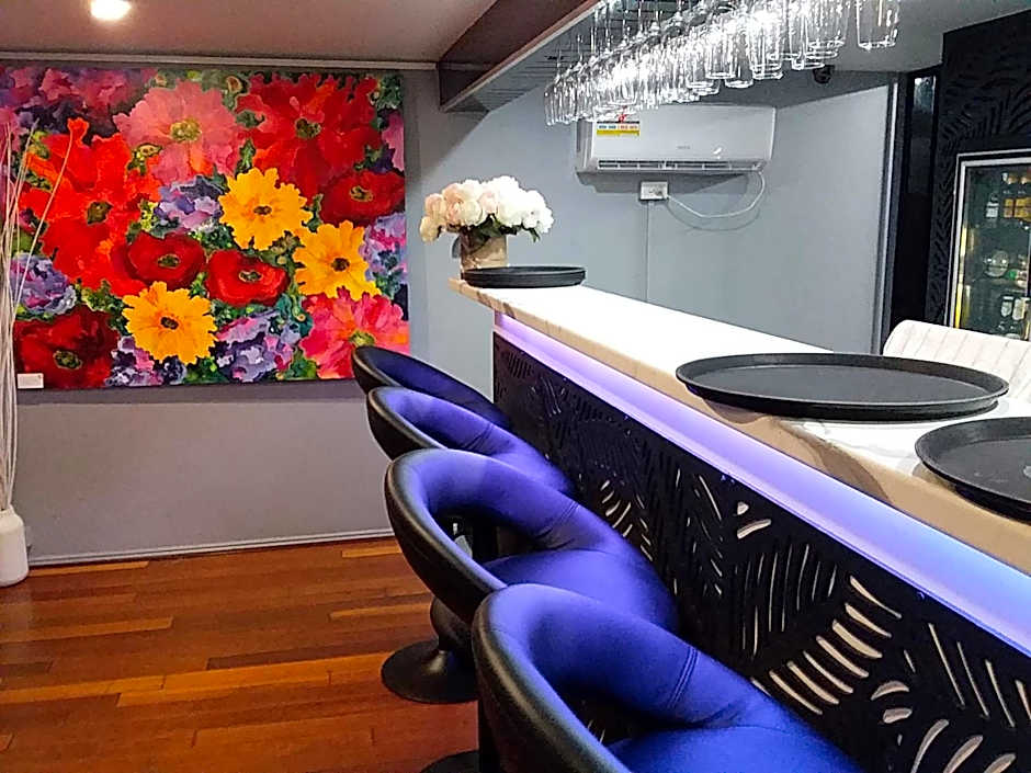 Highpoint International Hotel