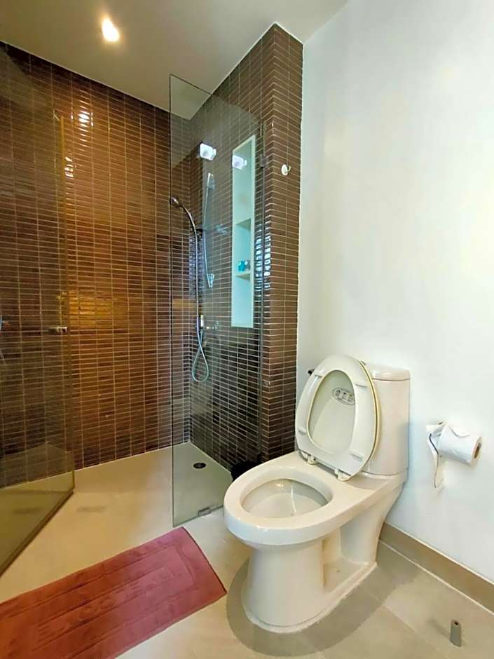 Pranaluxe 4 Bedroom Pool Villa C6