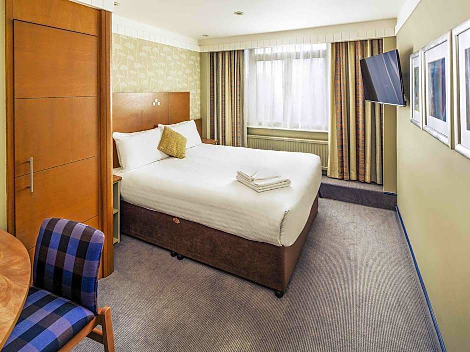 Mercure Maidstone Great Danes Hotel