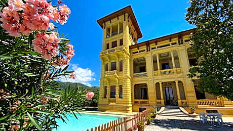 Villa Moorings