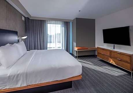 King Room with Sofa Bed - Mobility Access/Roll-In Shower