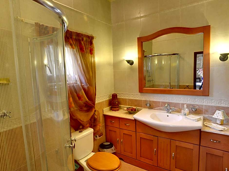 Ta' Bertu Host Family Bed & Breakfast