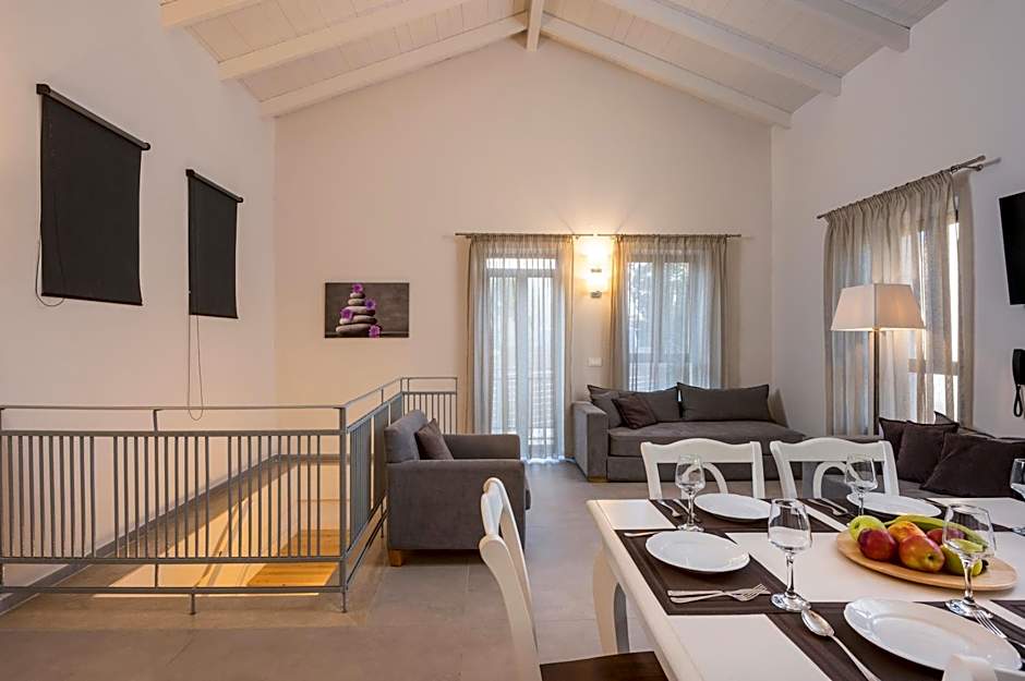 Spilia Village Hotel & Villas