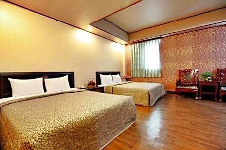 Triple Room with Bath