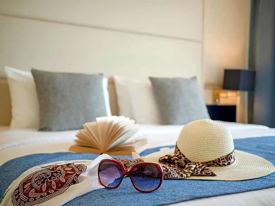 Athineon Hotel