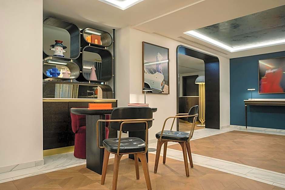 Neues Schloss Privat Hotel Zurich, Autograph Collection