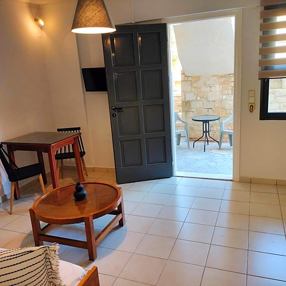 Nancy - Chara Apartments