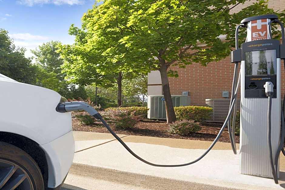 Wingate by Wyndham Chicago Schaumburg