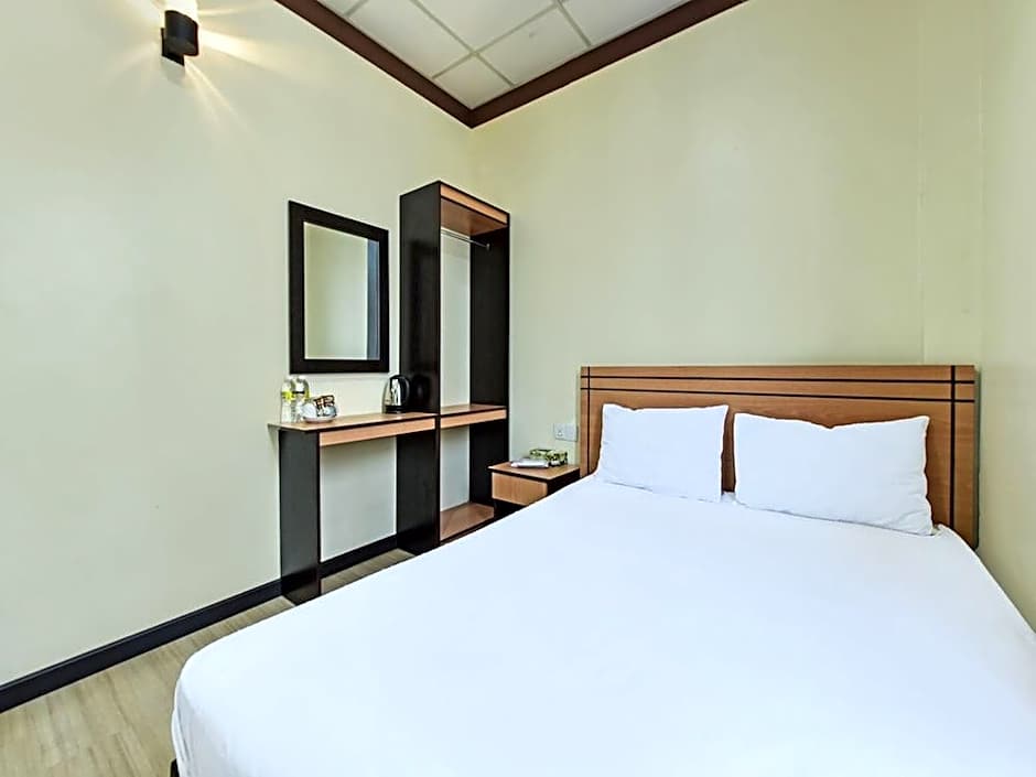 Hotel O Lucky Guesthouse