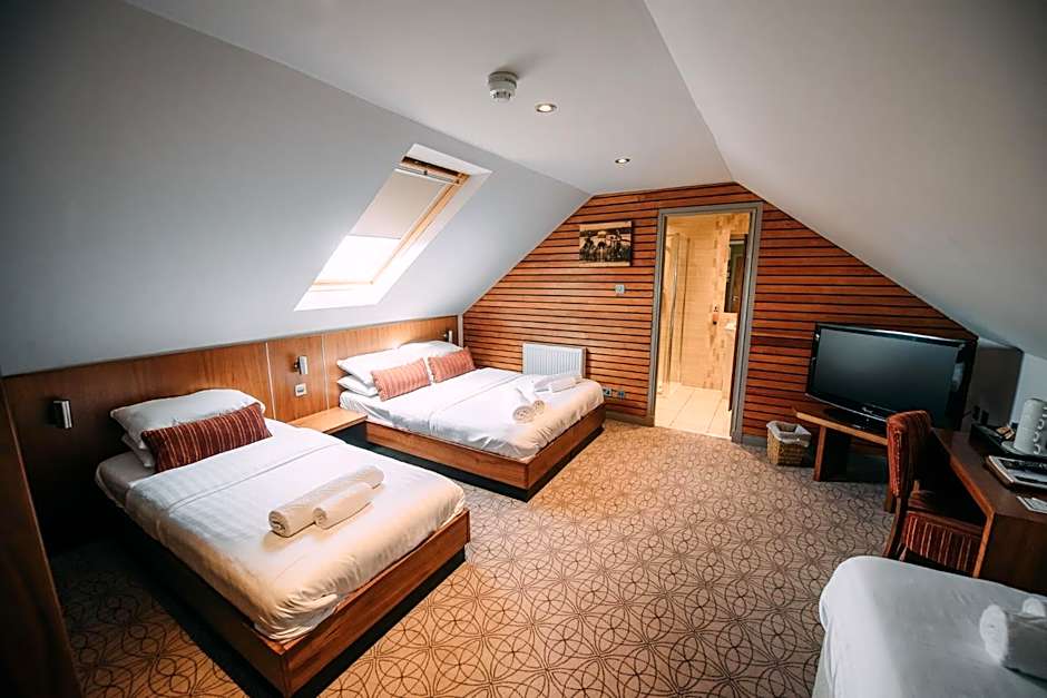 The Commercial Hotel