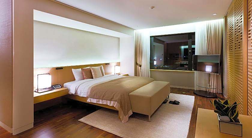 Hotel Hyundai by Lahan Ulsan