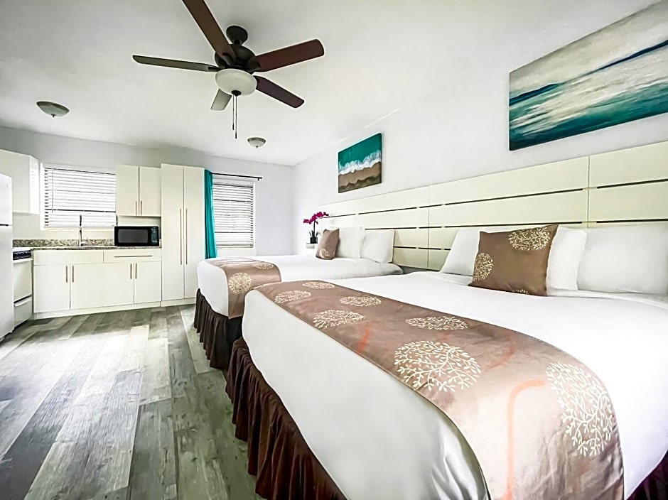 Silver Spray Motel