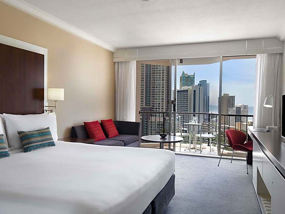 Mantra on View Hotel