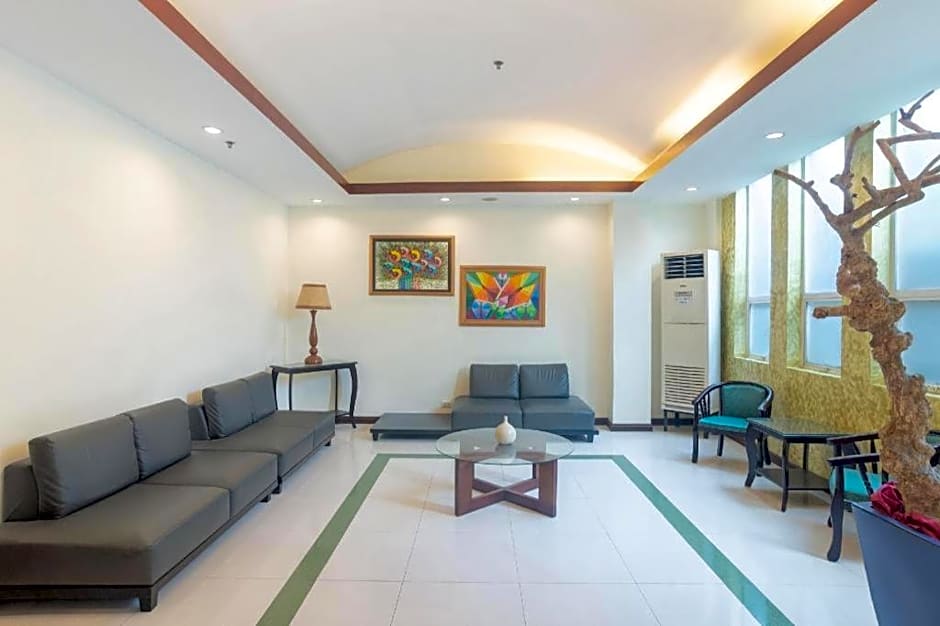 OYO 187 The Maxwell Hotel