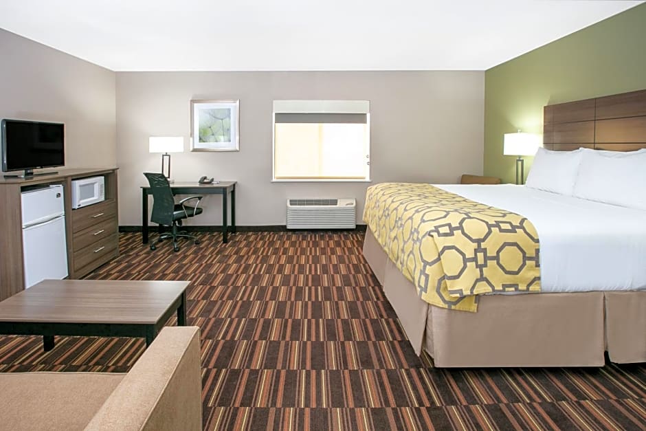 Baymont by Wyndham Plano
