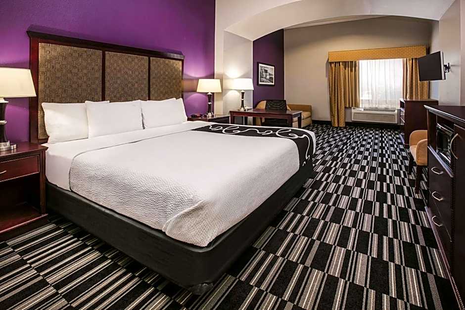 Baymont by Wyndham Dallas South-DeSoto