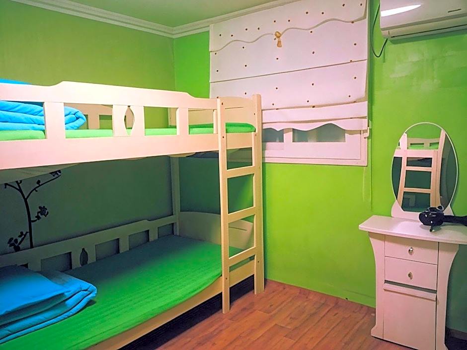 Blue Backpackers Hostel