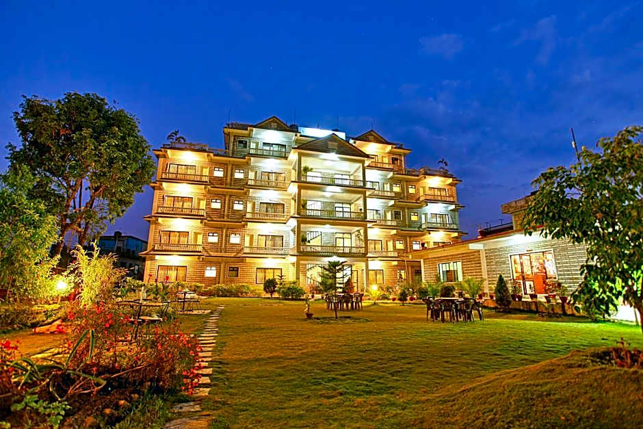 Hotel Crown Himalayas