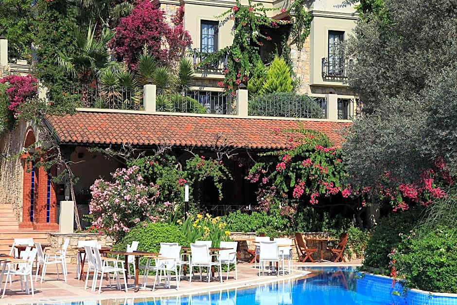 Zeytinada Hotel