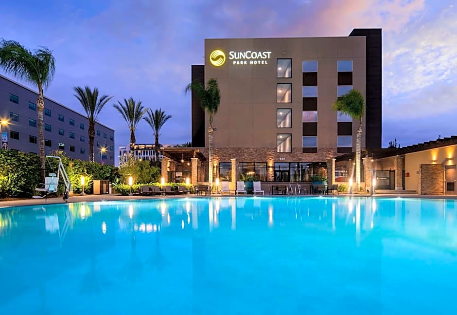 SunCoast Park Hotel Anaheim, Tapestry Collection by Hilton