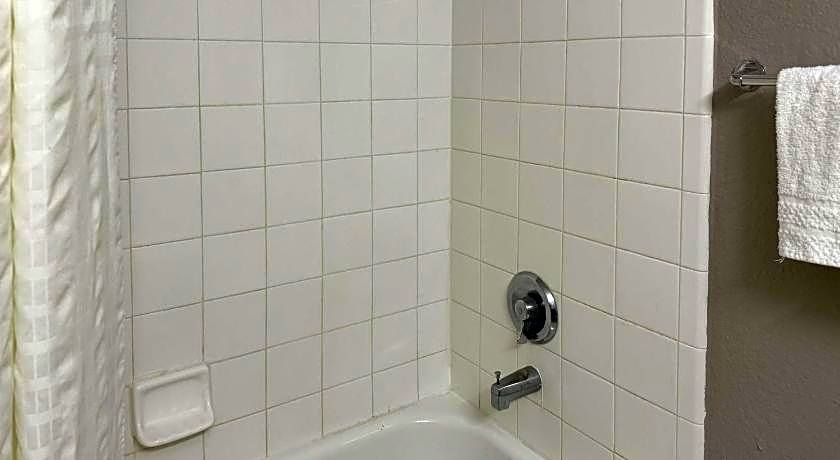 Studio 6 Extended Stay - West Palm Beach, FL