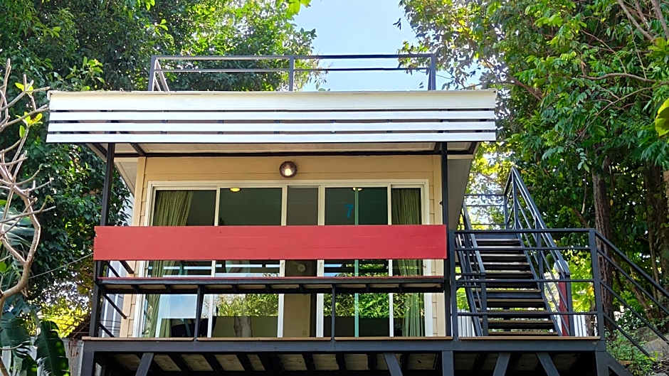 Hill Zone Home Stay by Little Paradise