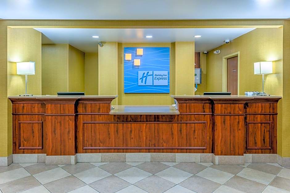 Holiday Inn Express & Suites Bowling Green by IHG