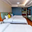 Sunny Apartment Of Grand Continental