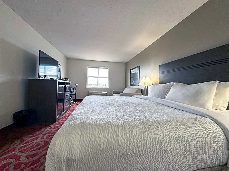 Ramada by Wyndham Sherwood Park