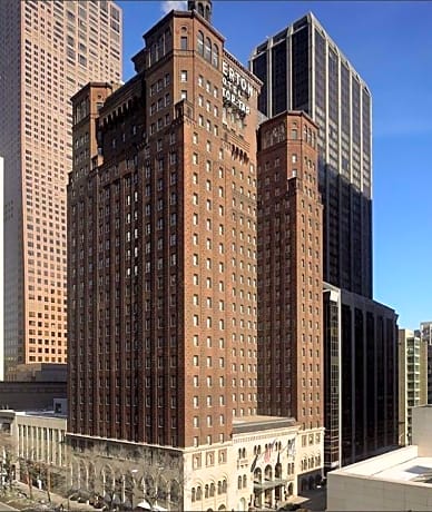 Warwick Allerton Hotel Chicago - Guest Reservations