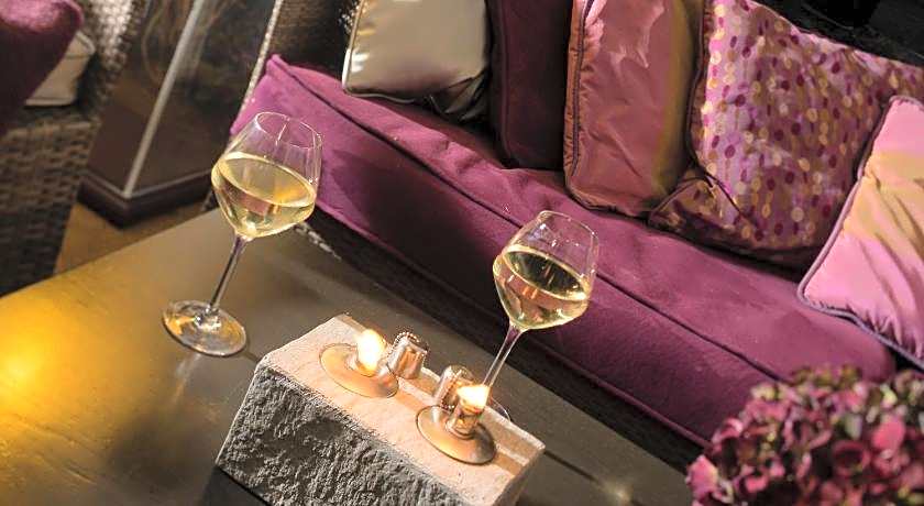 La Place Boutique Hotel