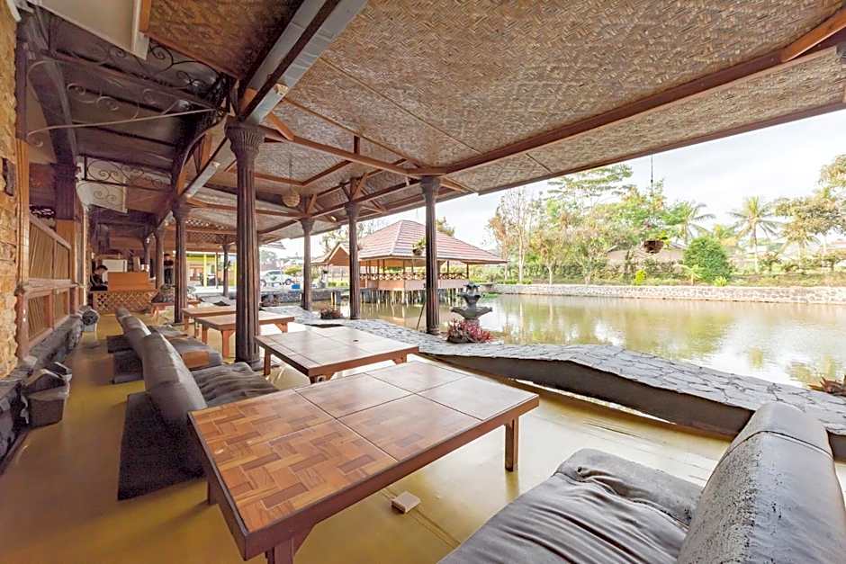 RedDoorz Syariah at Bumi Eyang Enin Homestay Tasikmalaya