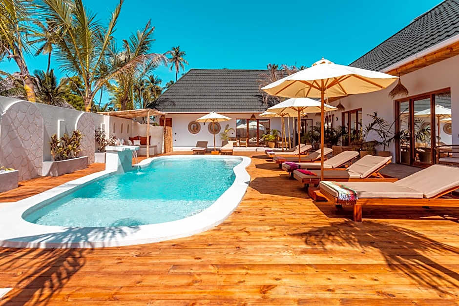 Casa Ananda Boutique Hotel