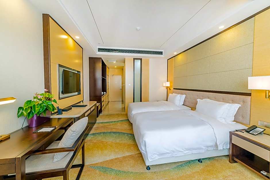 Hundred Hotel Qingdao