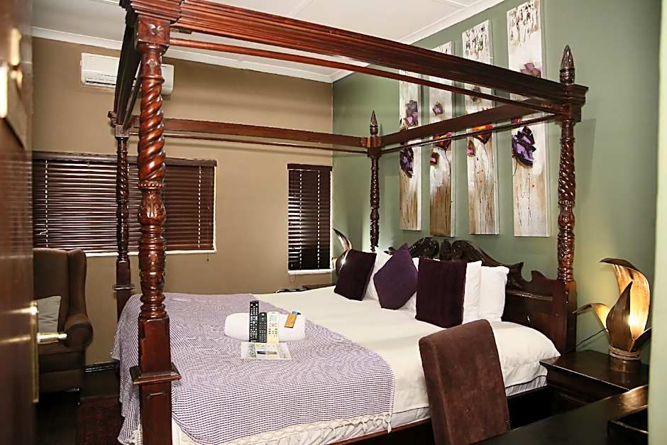 Moonriver Guest House