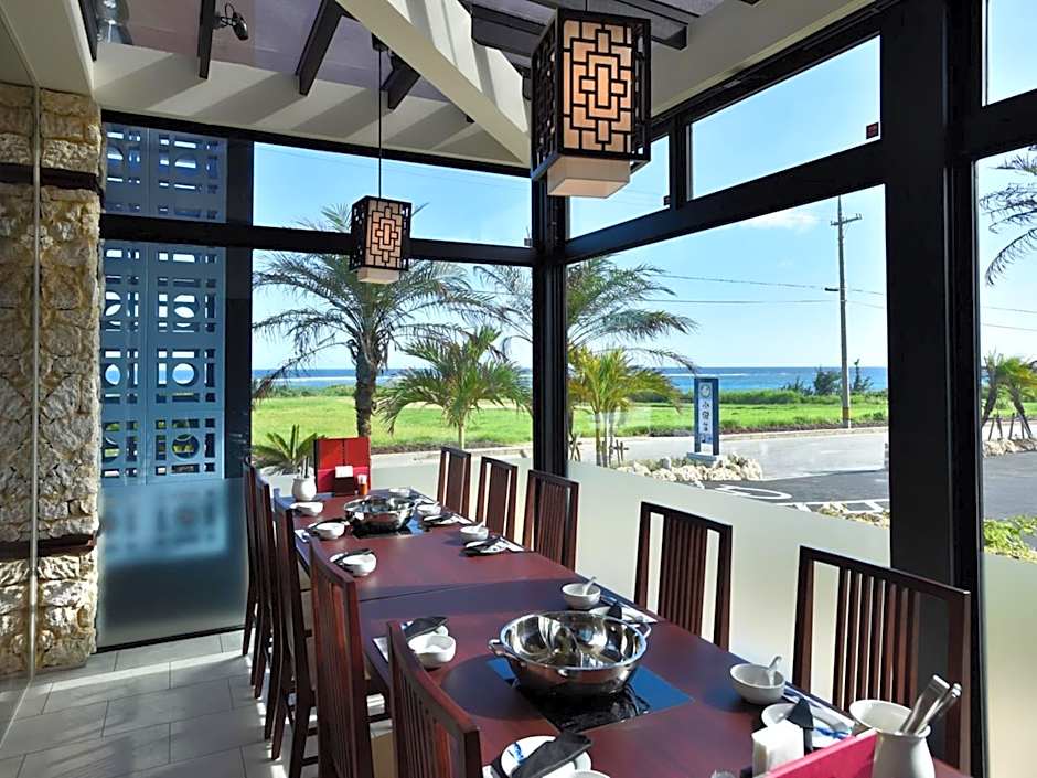 Hotel Breezebay Marina