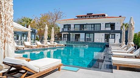 Enki Suess Alaçatı