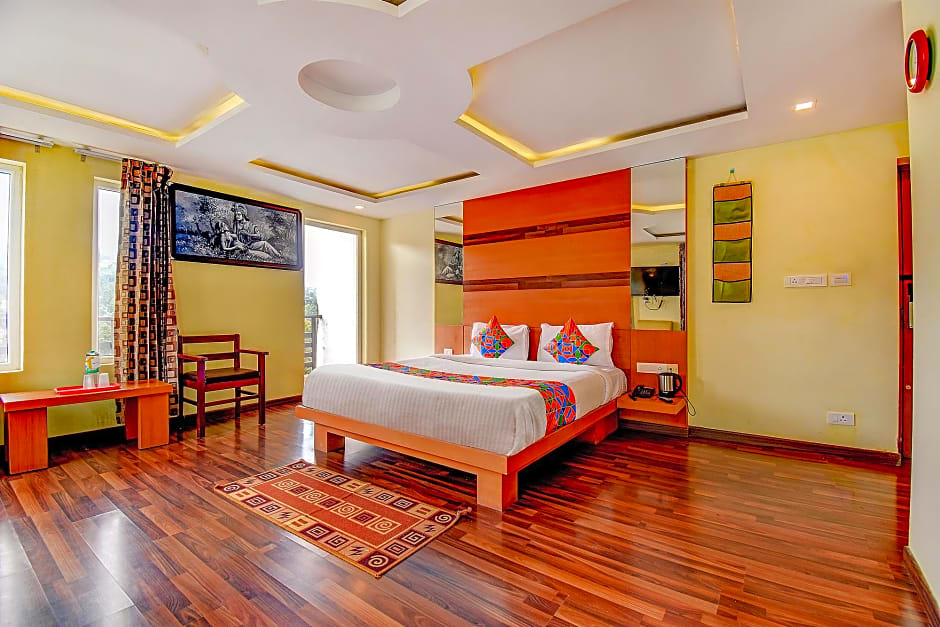 FabHotel Abirami Grand Inn - Nr. Bryant Park