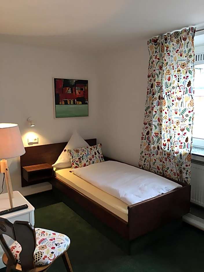 Hotel zur goldenen Sonne