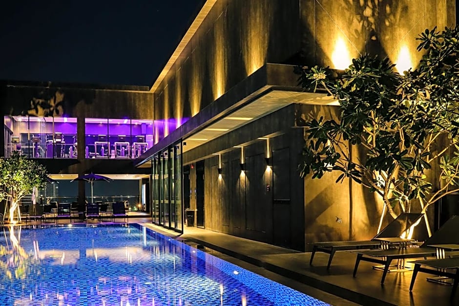 One Residence Hotel & Apartment