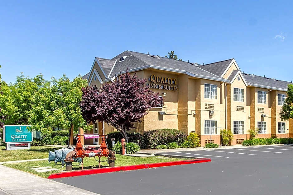 Quality Inn & Suites Santa Rosa South