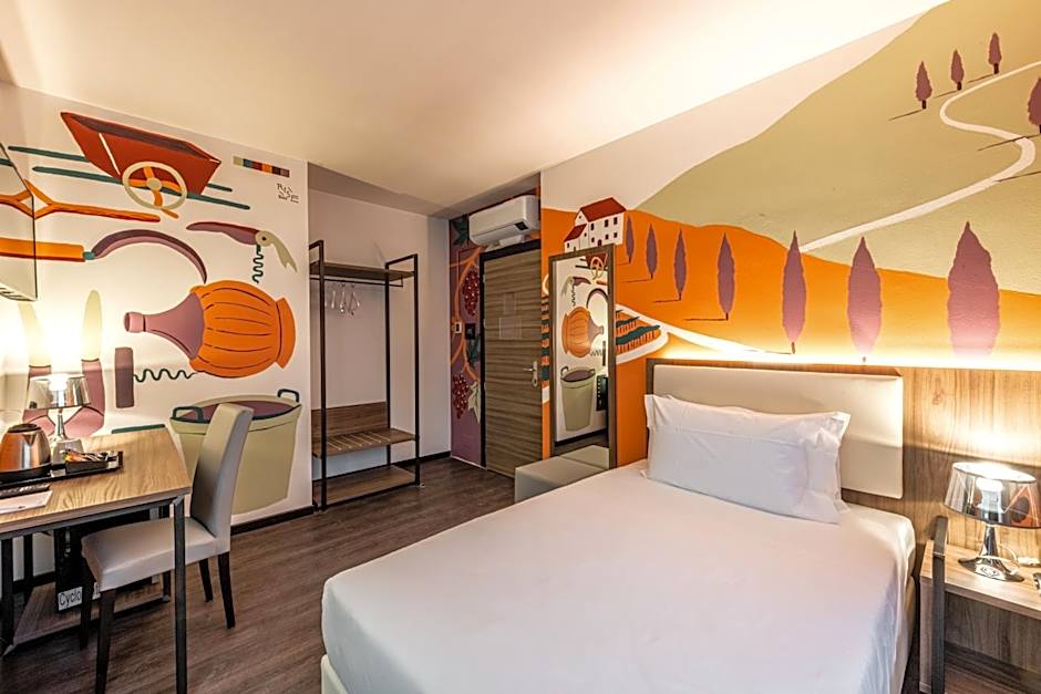 Muraless Art Hotel - WorldHotels Crafted