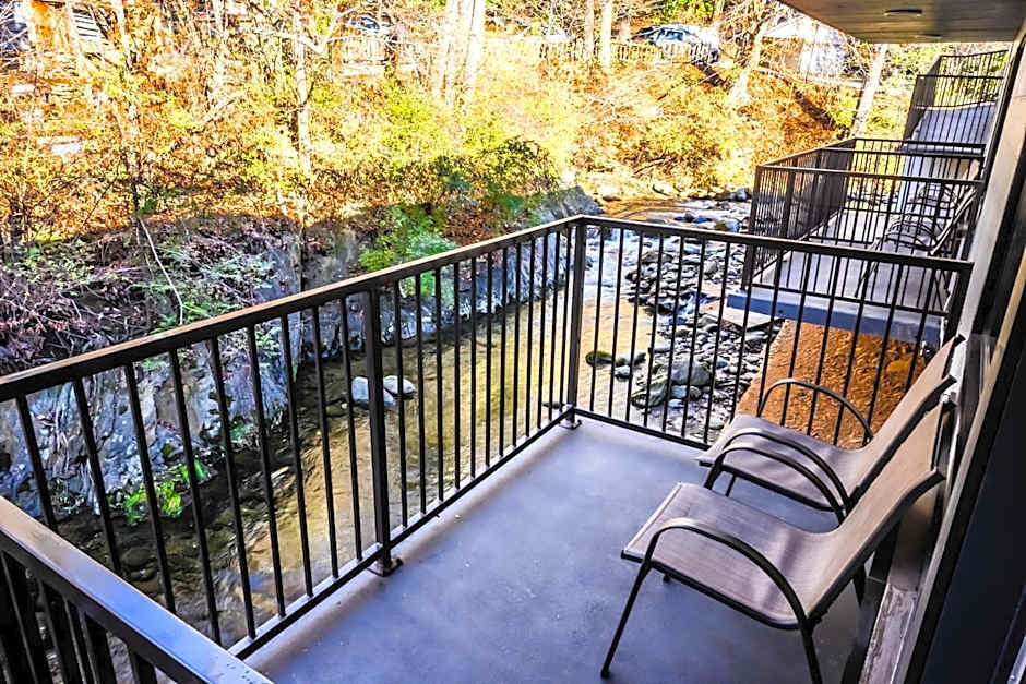 Bear Creek Inn Gatlinburg, TN