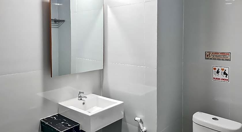 Sans Hotel Grand Sabaraya Cikampek