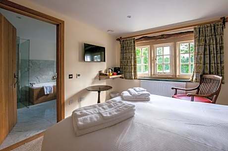 Superior Double Room 2